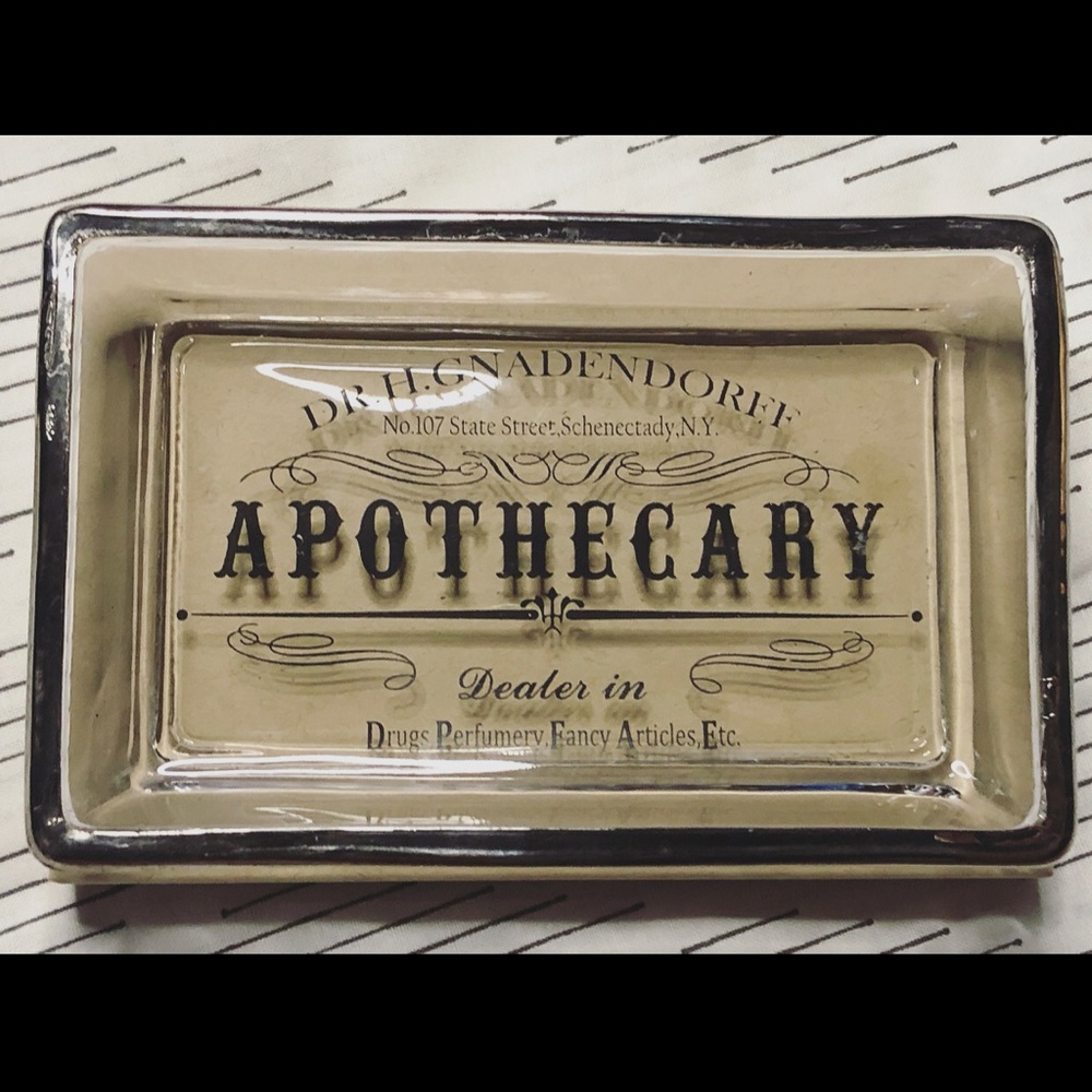 Dr.H.Gnadendorff Apothecary Soap Dish